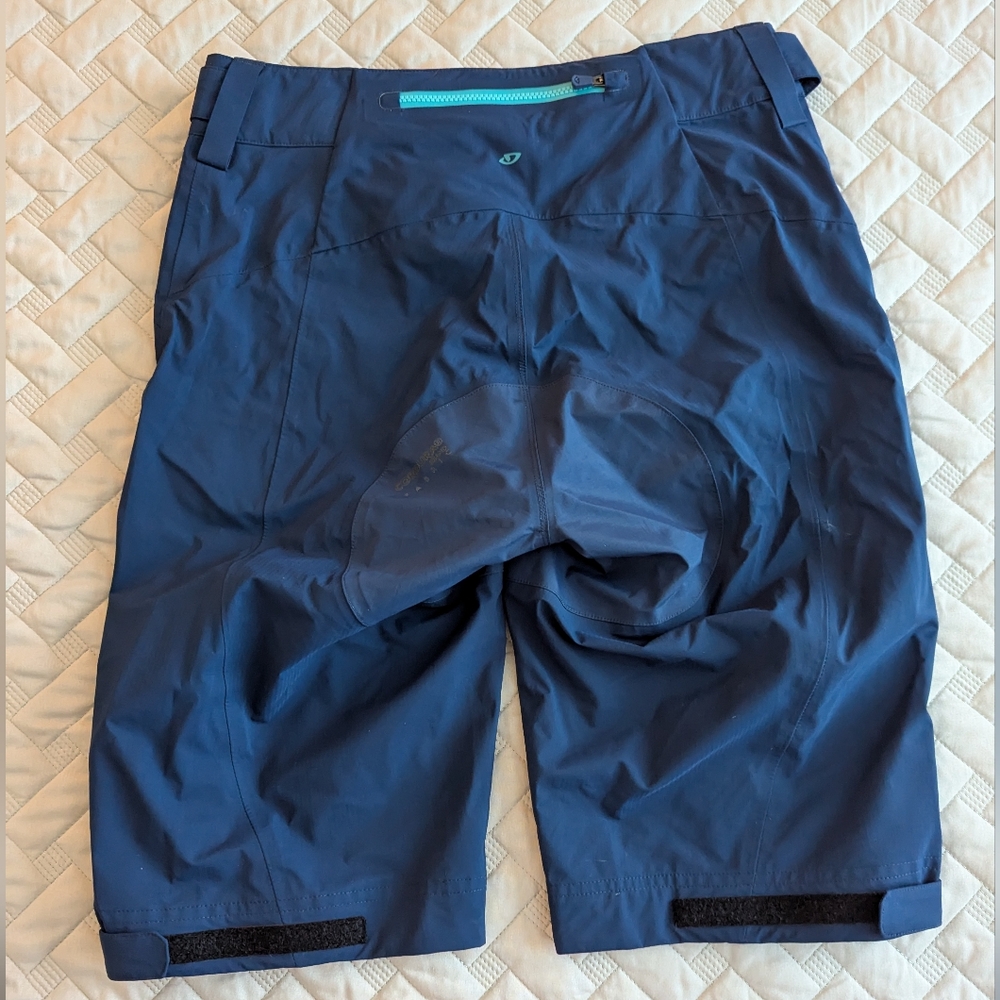 Giro Women's Havoc H2O Cycling Shorts - Picture 6 of 9